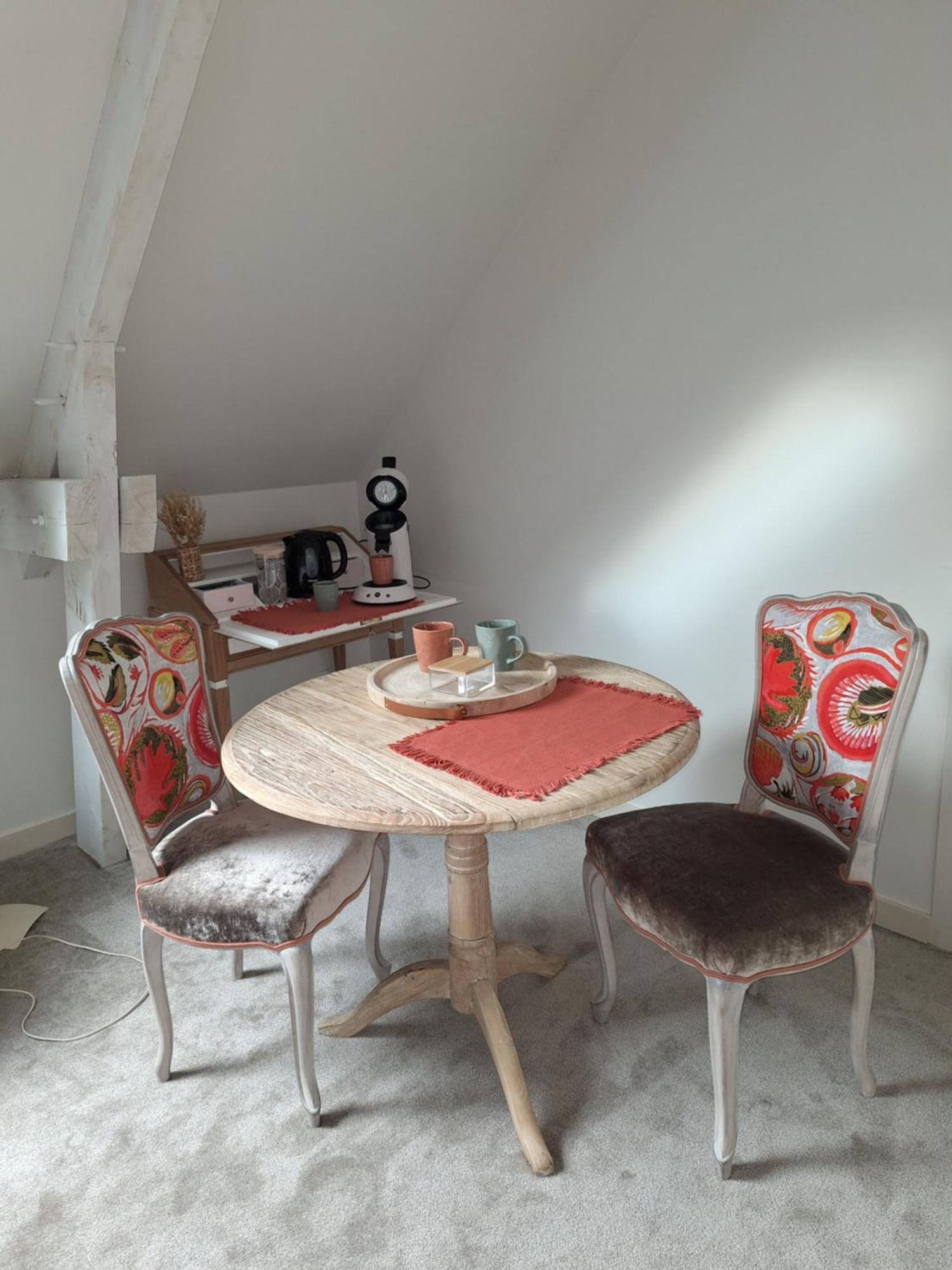 La Chambre Mademoiselle Causeuse Malville Kültér fotó